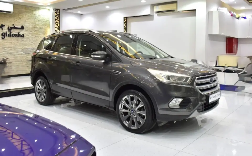 Ford Escape TITANIUM 2019