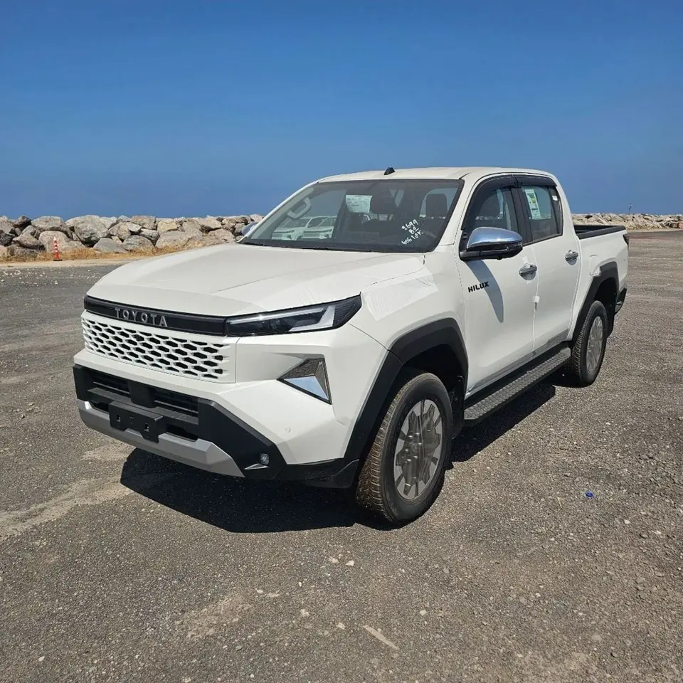 Toyota Hilux MID OPTION 2027