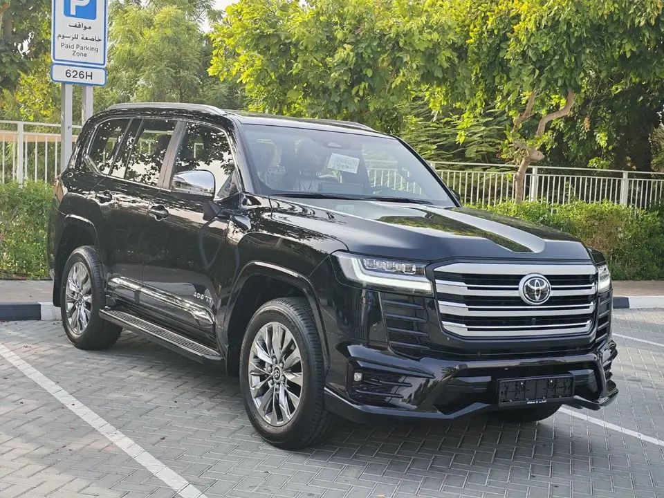 Toyota Land Cruiser VXR 2026