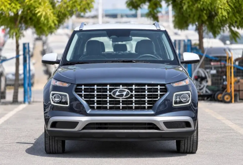 Hyundai Venue 2023 HYUNDAI VENUE 1.6L FWD FULL OPTION 2025