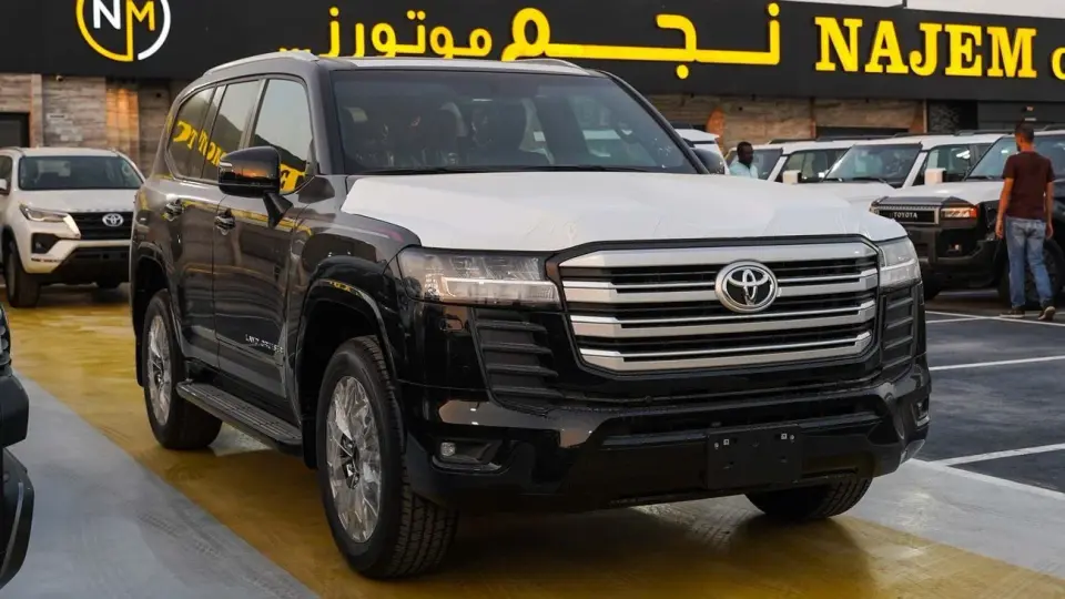 Toyota Land Cruiser GXR 2026