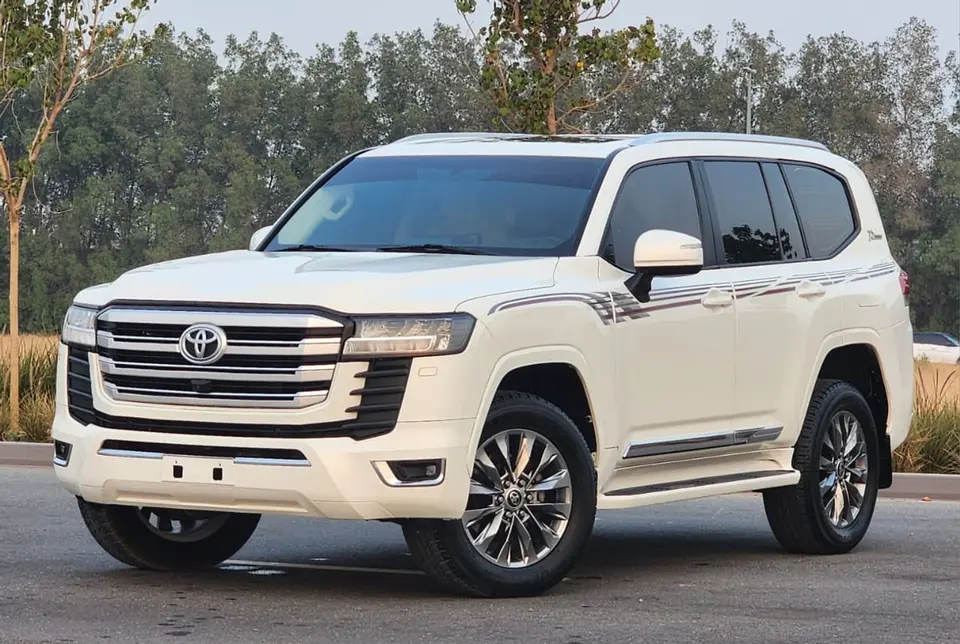 Toyota Land Cruiser GXR 2022