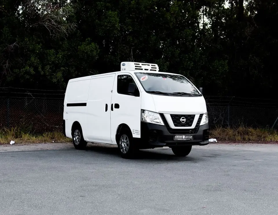 Nissan Urvan STANDARD 2021