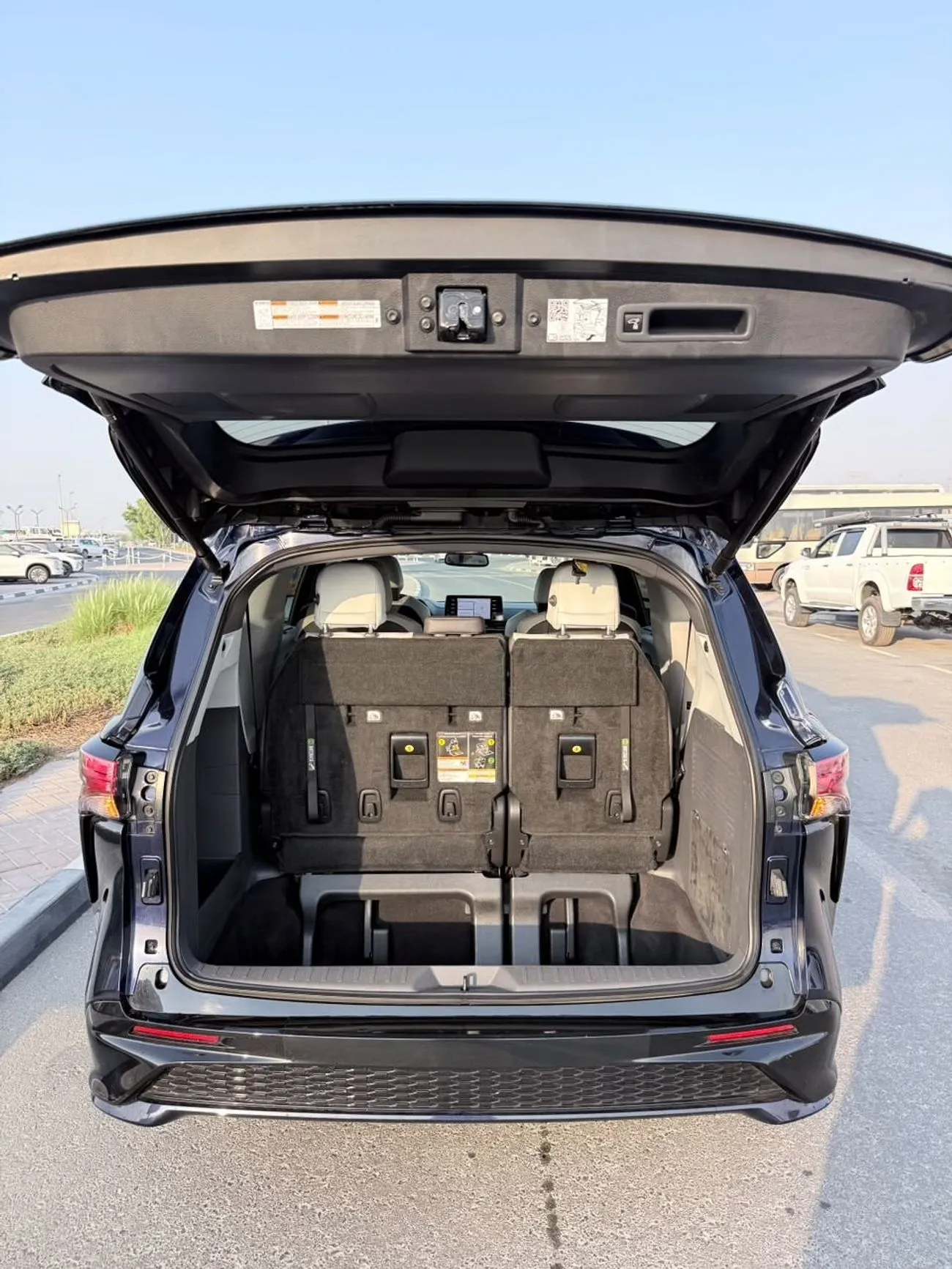 Toyota Sienna XLE 2023 — фото 22