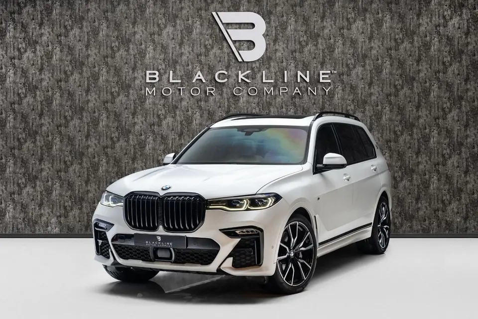 BMW X7 M50i 50 YEARS UAE EDITION 2022