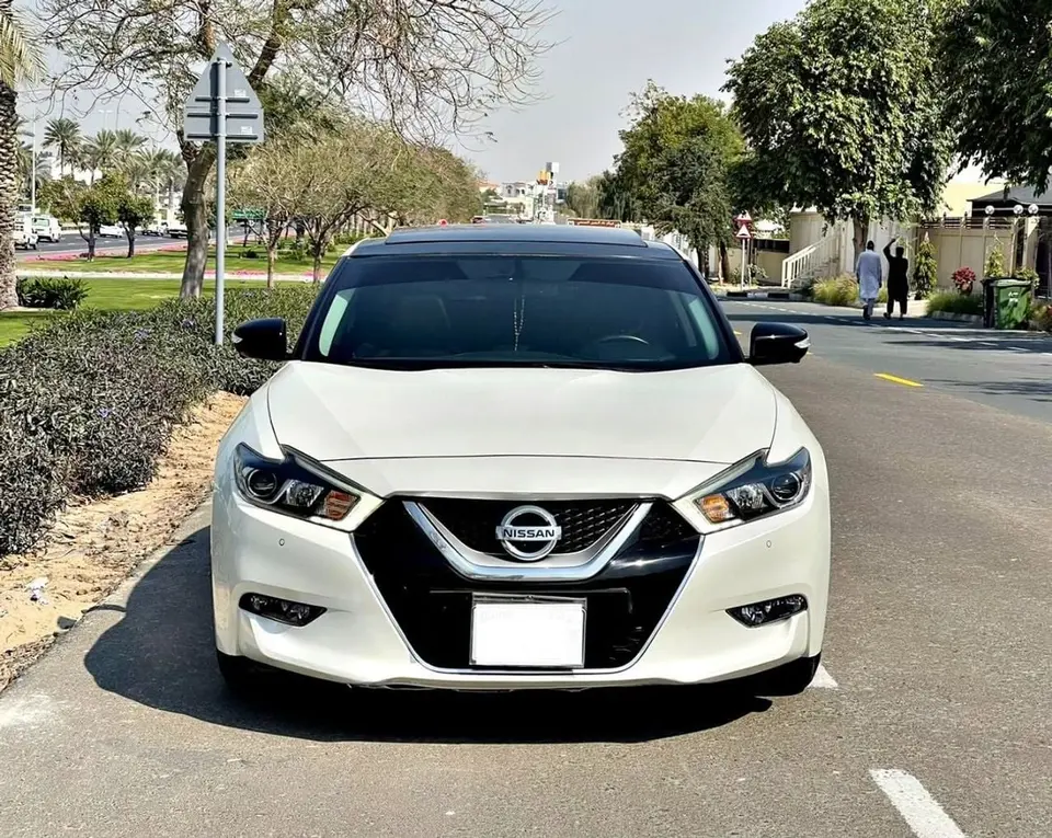 Nissan Maxima SR 2020