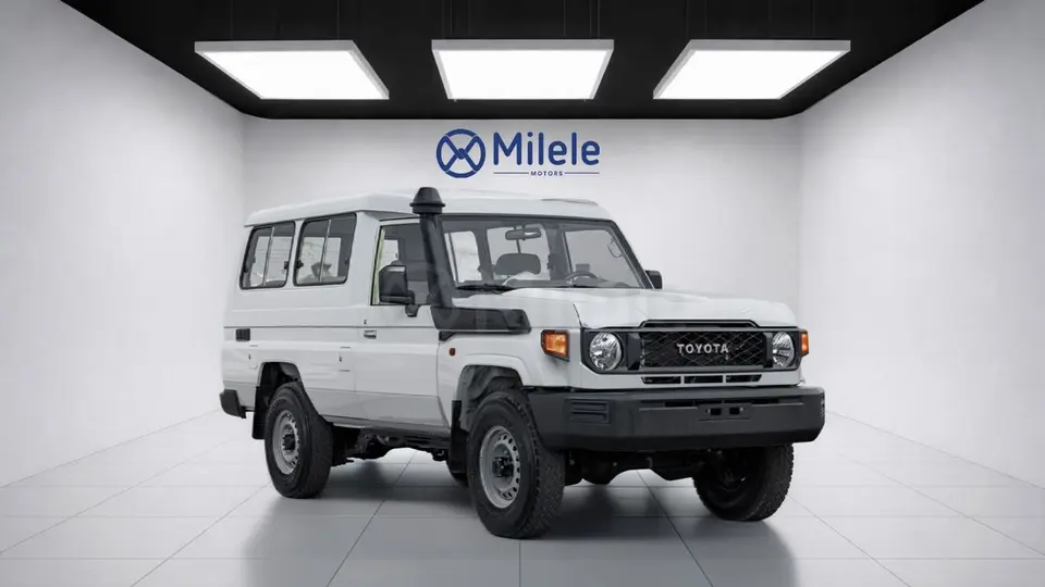 Toyota Land Cruiser 70 LC 78 HARDTOP 4.0L MT 2026
