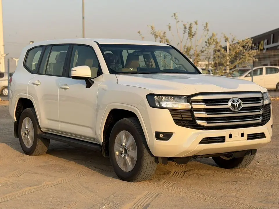 Toyota Land Cruiser GXR 2026