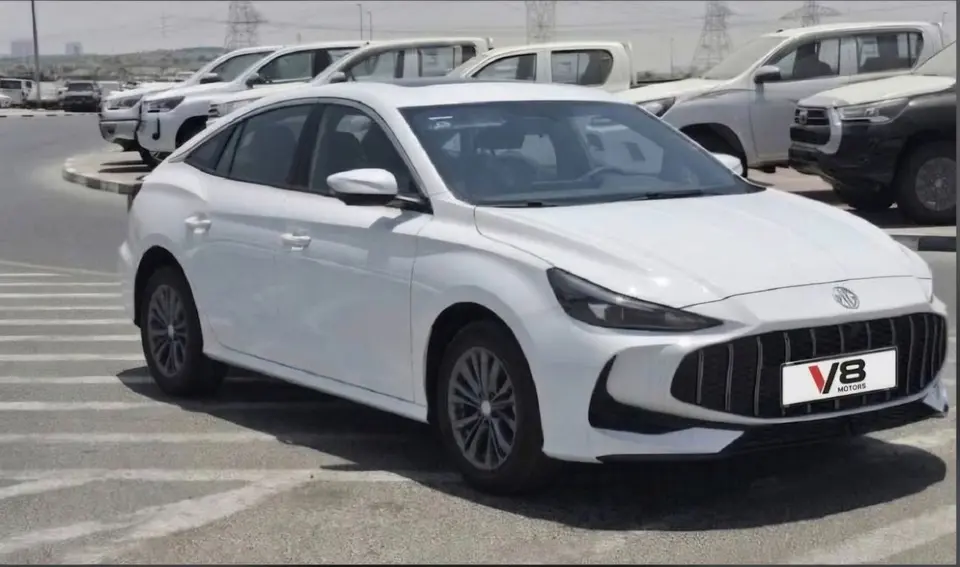 MG 5 LUX 2026