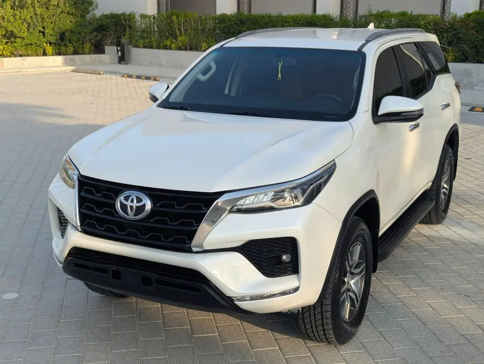 Toyota Fortuner GXR 2021