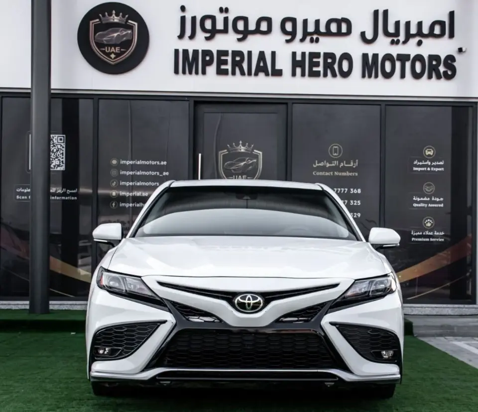 Toyota Camry SE 2023