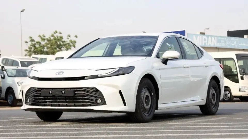 Toyota Camry LE 2026