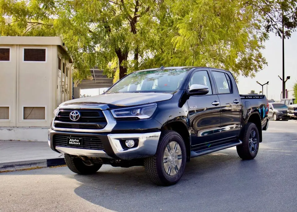 Toyota Hilux SR5 2026