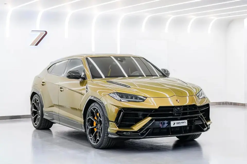 Lamborghini Urus PERFORMANTE 2023