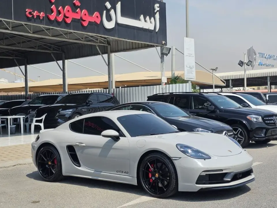 Porsche 718 Cayman GTS 2024