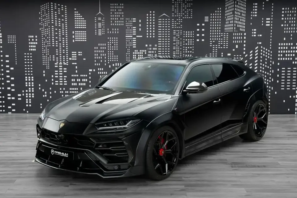 Lamborghini Urus STANDARD 2022
