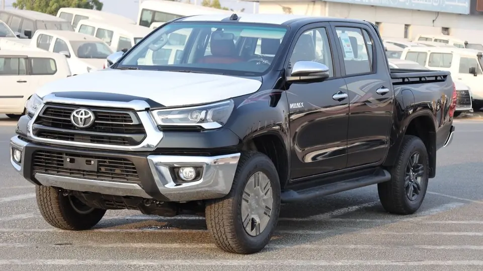 Toyota Hilux SR5 2026