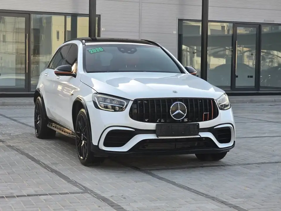 Mercedes-Benz GLC 300 AMG 2020