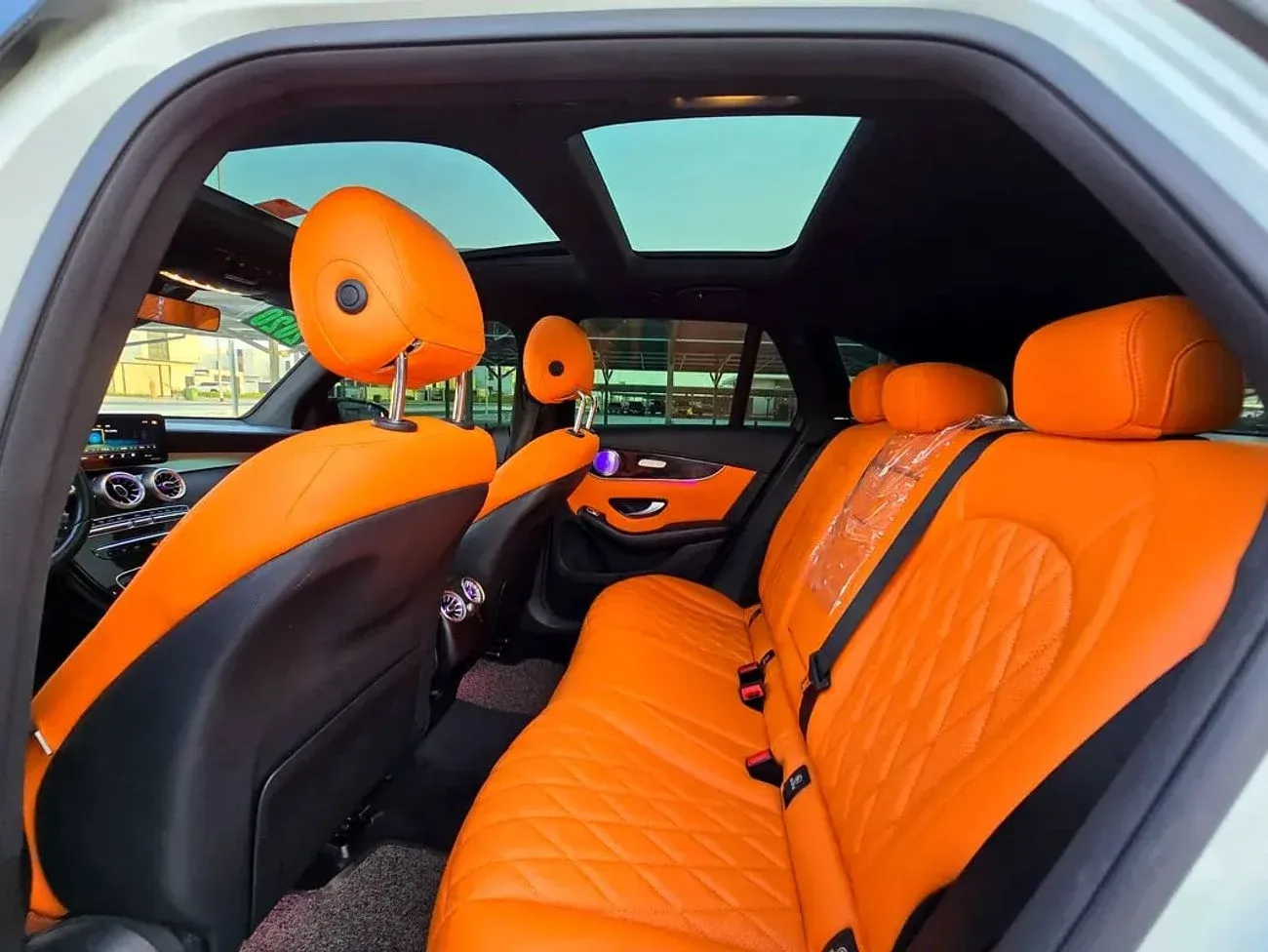 Mercedes-Benz GLC 300 AMG 2020 — фото 12