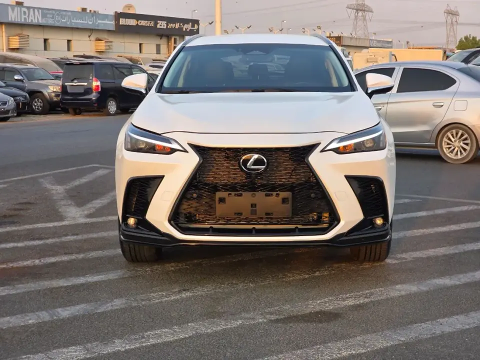 Lexus NX250 PREMIUM 2023