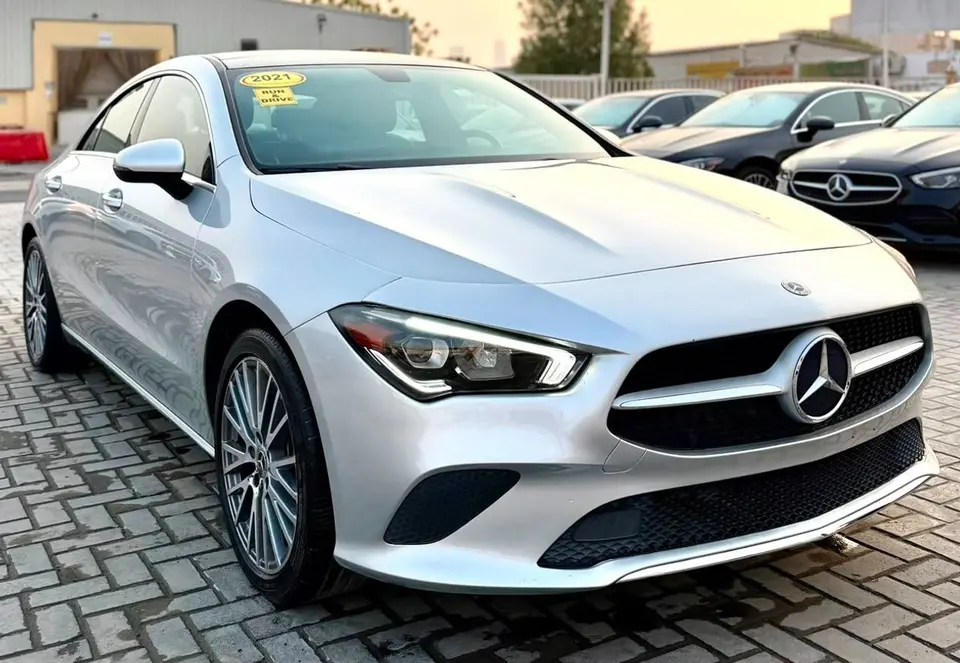 Mercedes-Benz CLA250 PREMIUM 2021