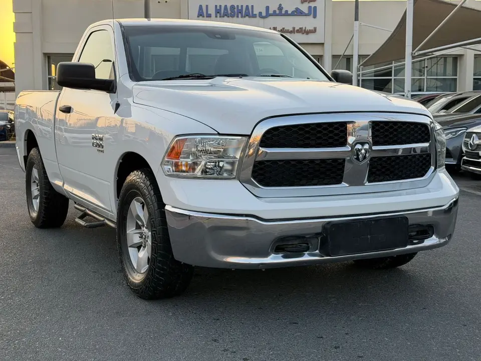 RAM 1500 SLT 2020