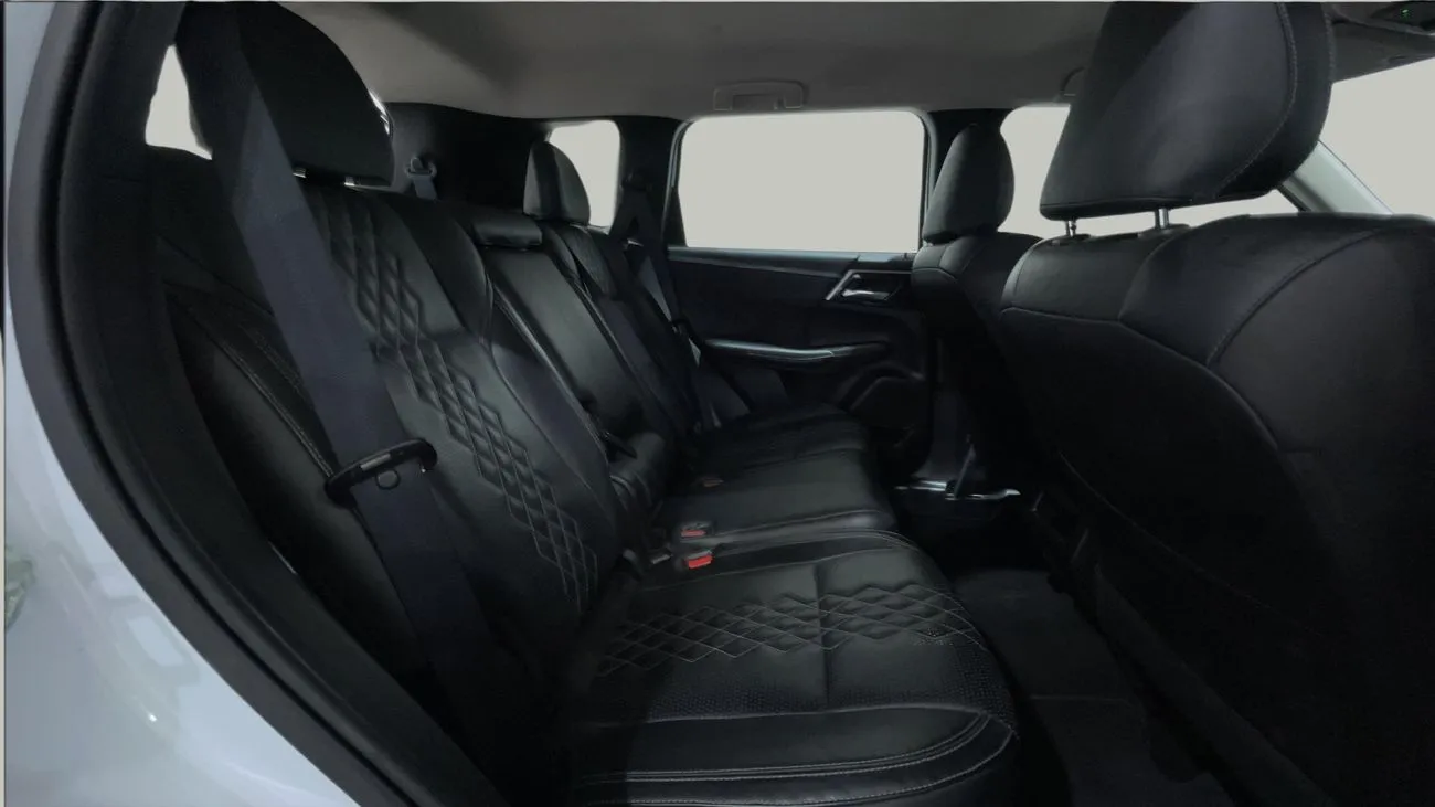 Mitsubishi Outlander GLX MIDLINE 2025 — фото 11