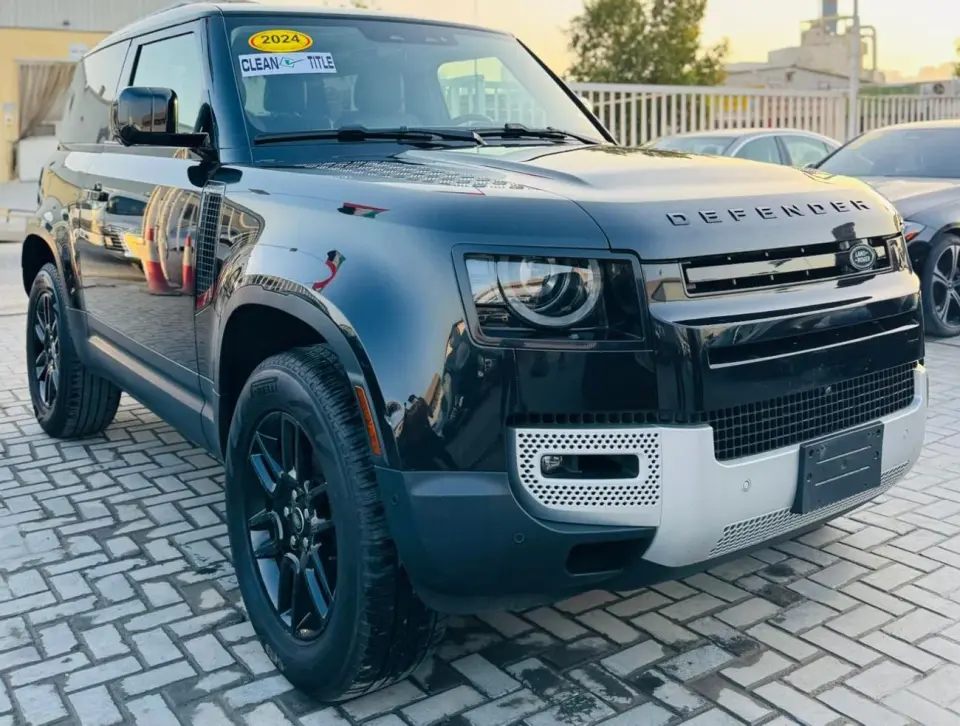 Land Rover Defender 90 X-DYNAMIC SE P300 2024