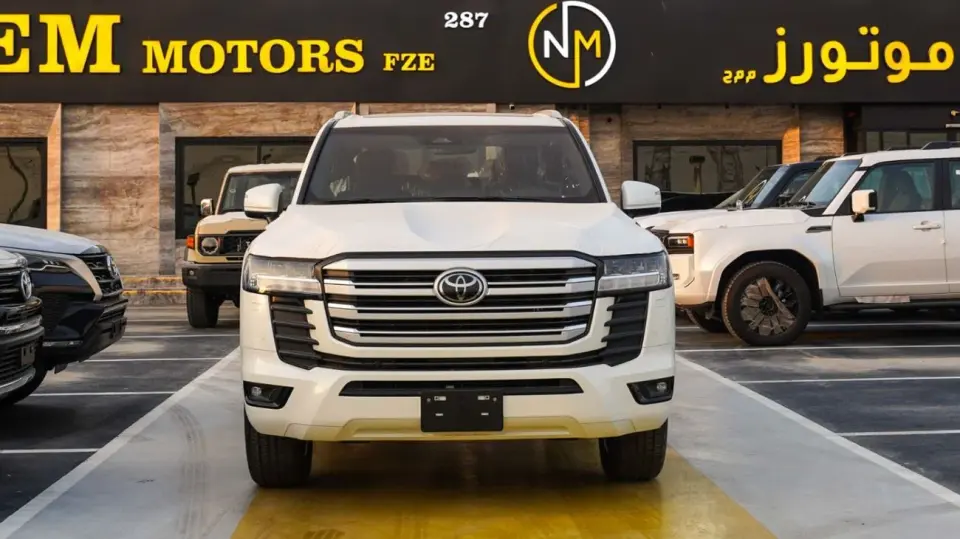 Toyota Land Cruiser GXR 2026