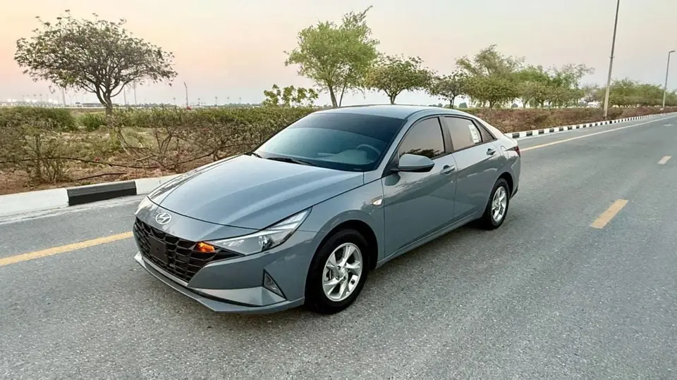 Hyundai Elantra SMART 2023