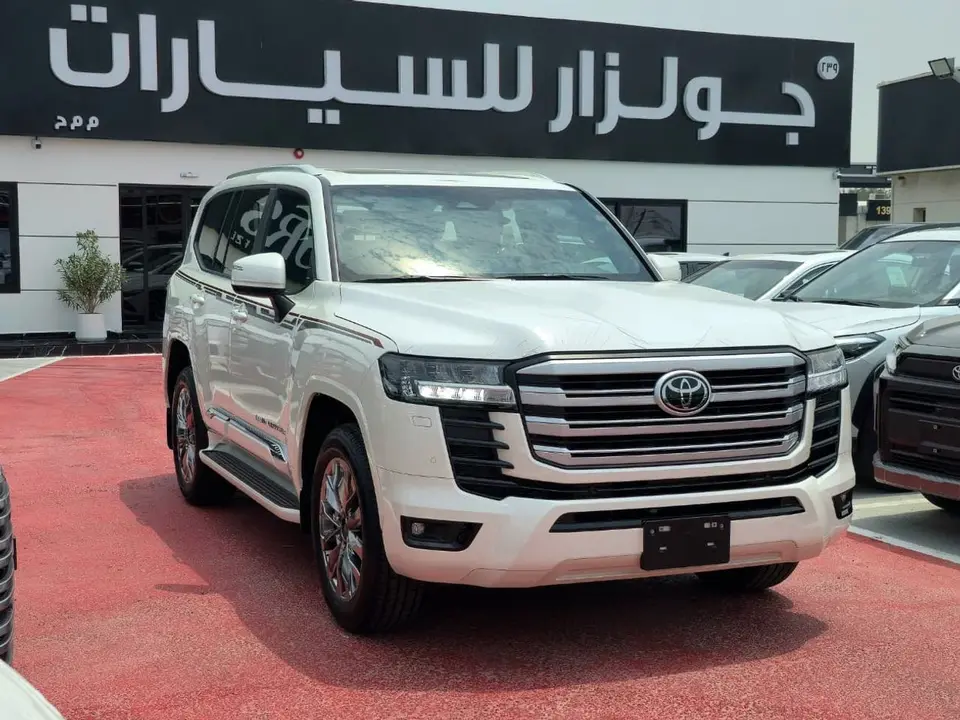 Toyota Land Cruiser GXR 2026