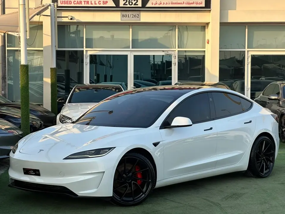 Tesla Model 3 PERFORMANCE 2024