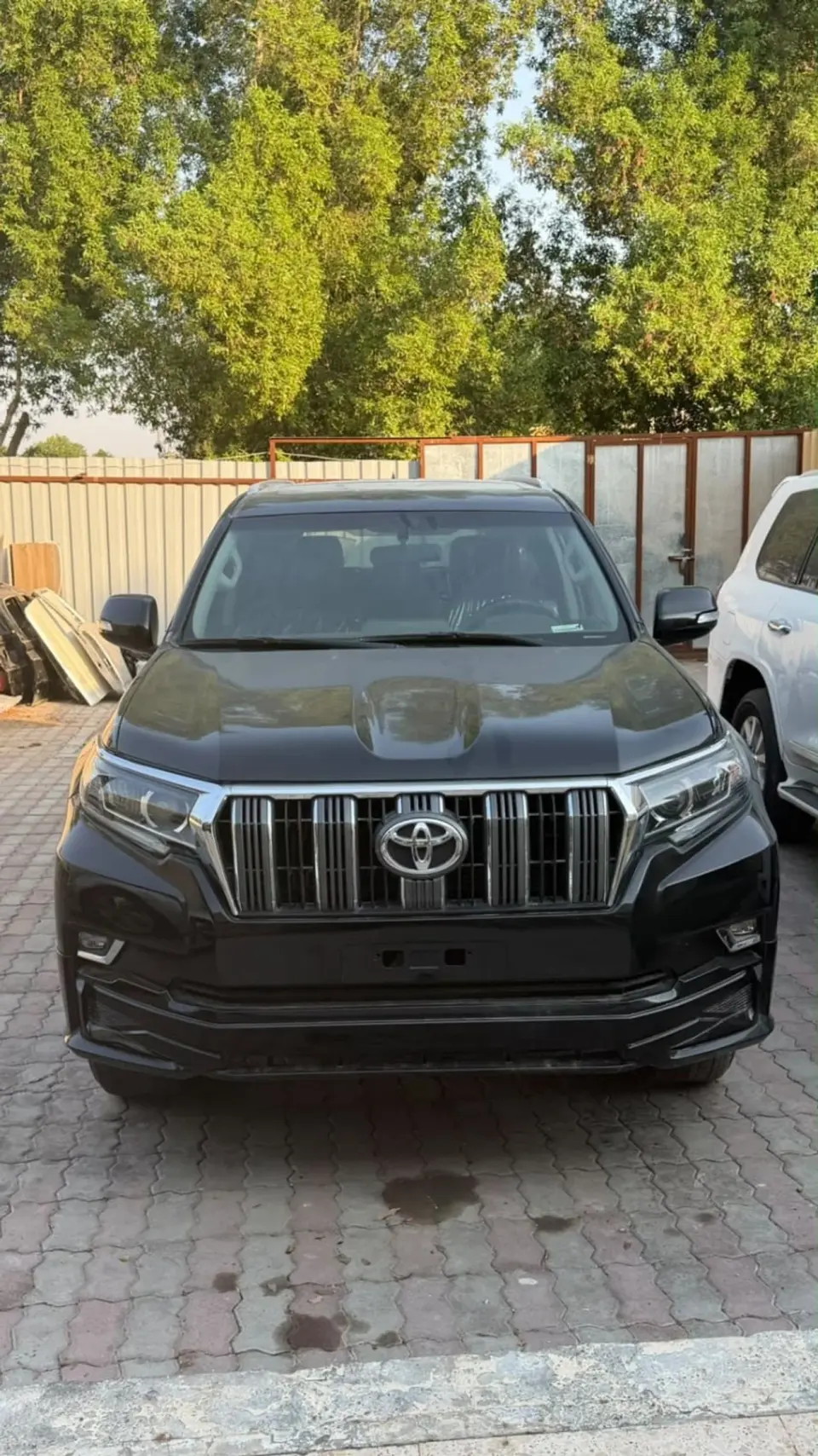 Toyota Land Cruiser VXR 2022