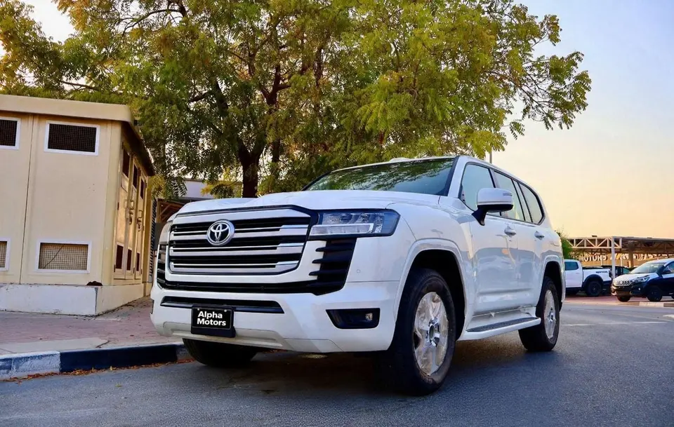 Toyota Land Cruiser GXR 2026