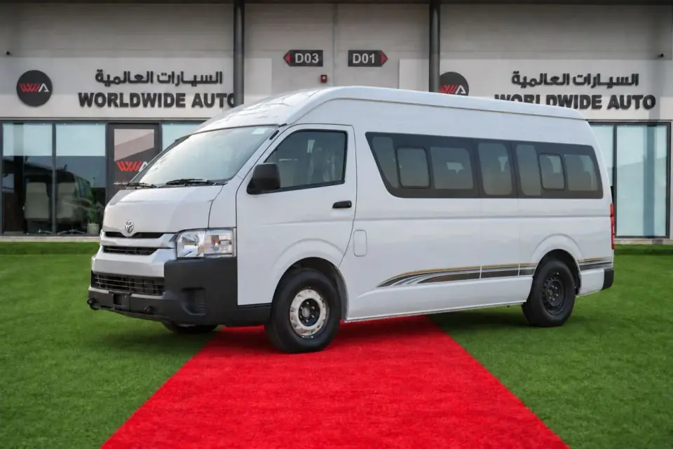 Toyota Hiace STD 2.7 PETROL V4 REAR WHEEL DRIVE 5 DOOR 13 SEATERS 2025