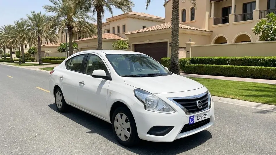 Nissan Sunny SV 2024