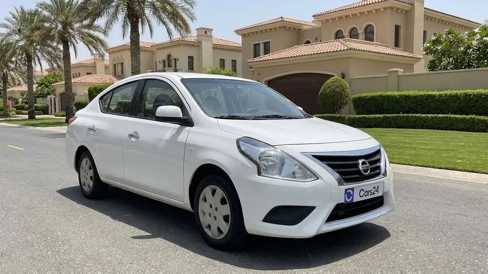 Nissan Sunny SV 2024