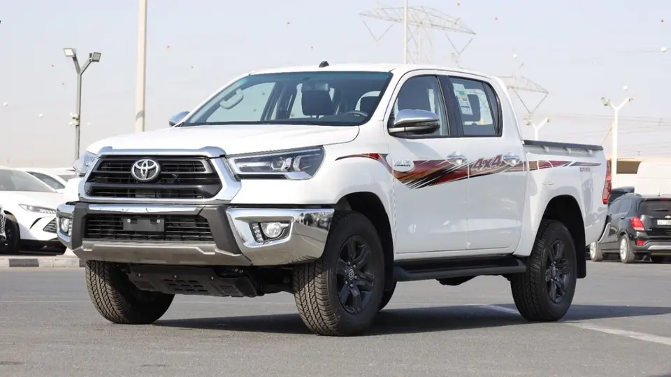 Toyota Hilux SR5 2026