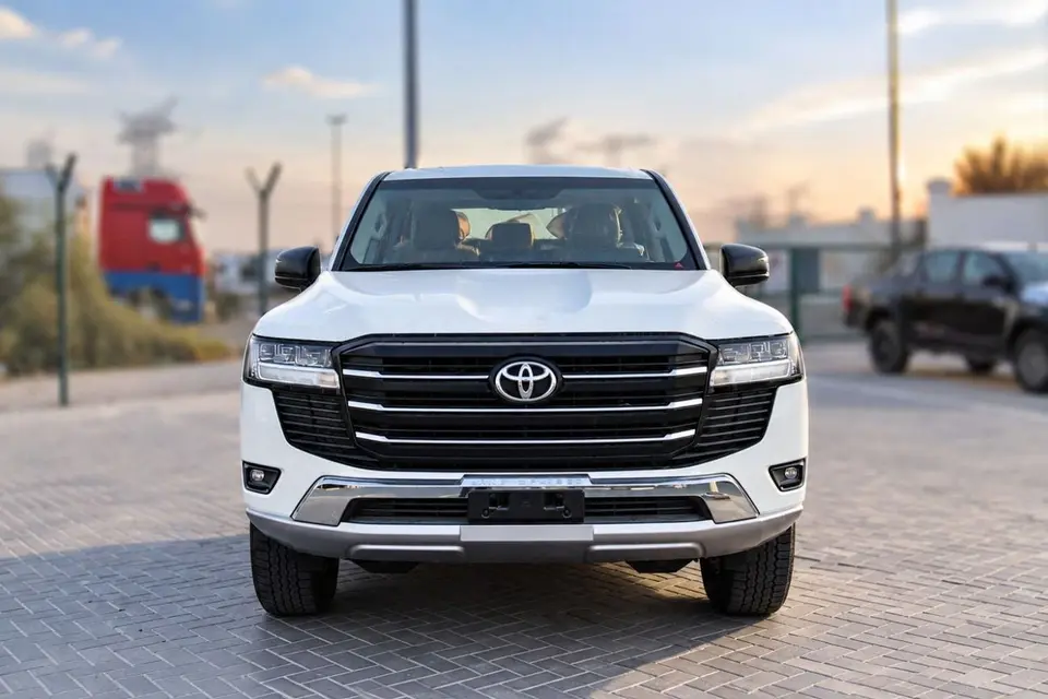 Toyota Land Cruiser GXR 2026