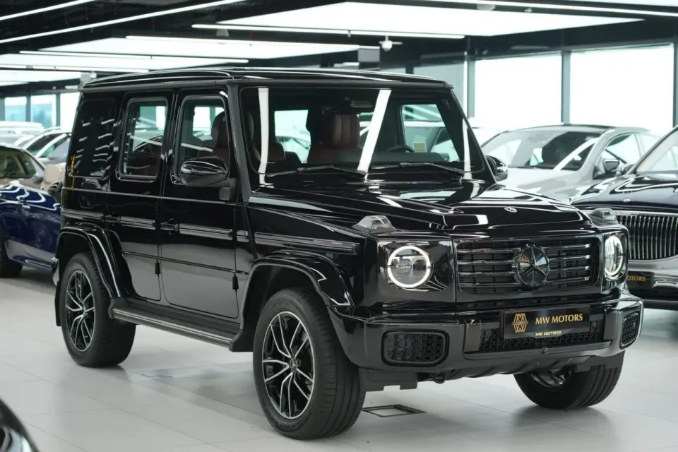 Mercedes-Benz G500 STANDARD 2026