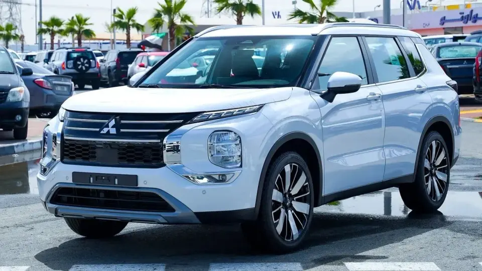 Mitsubishi Outlander HIGHLINE 2026