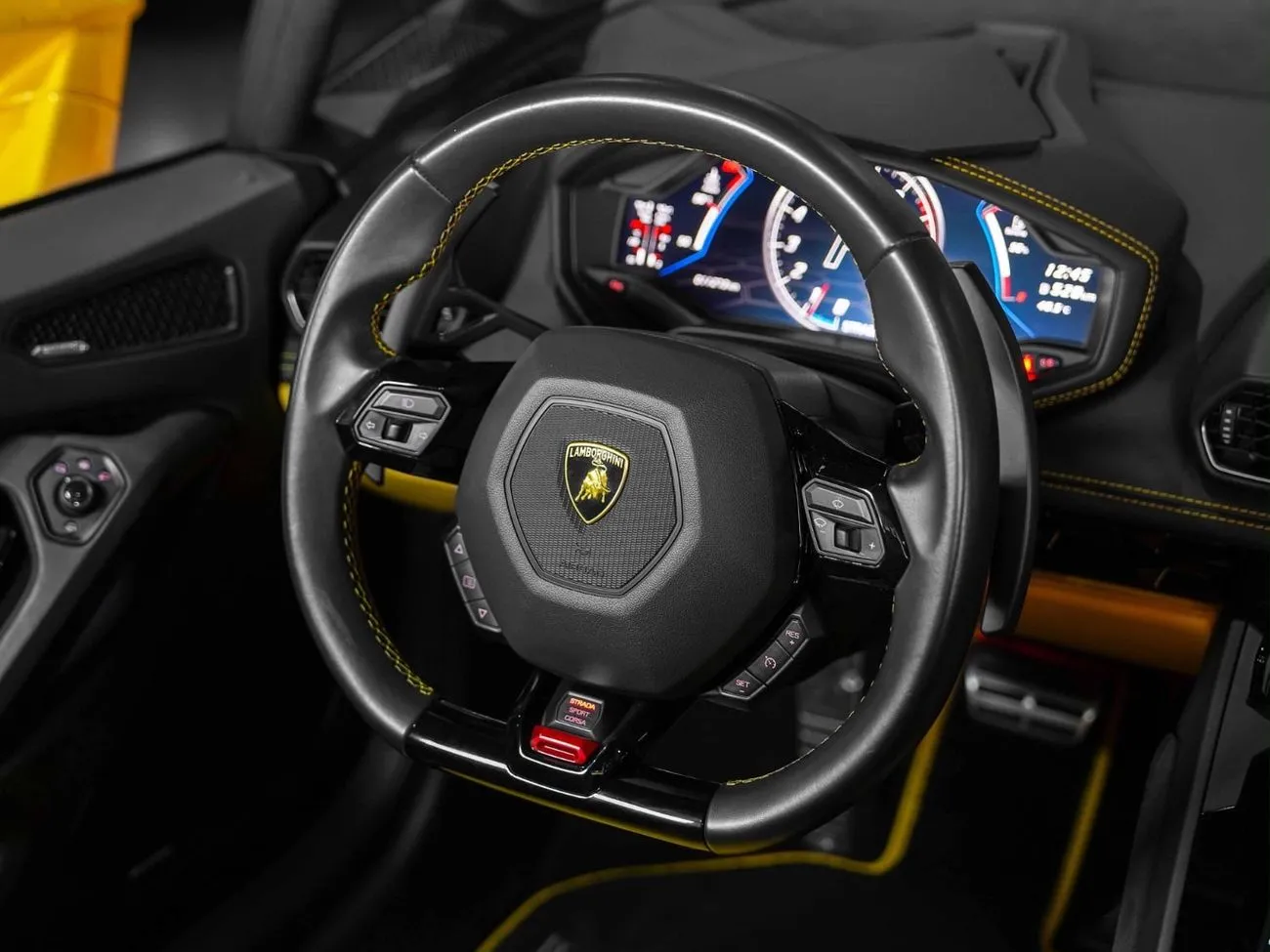 Lamborghini Huracan EVO SPYDER 2021 — фото 9