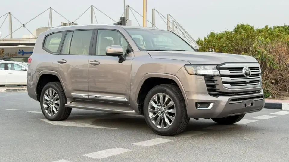 Toyota Land Cruiser GXR 2026