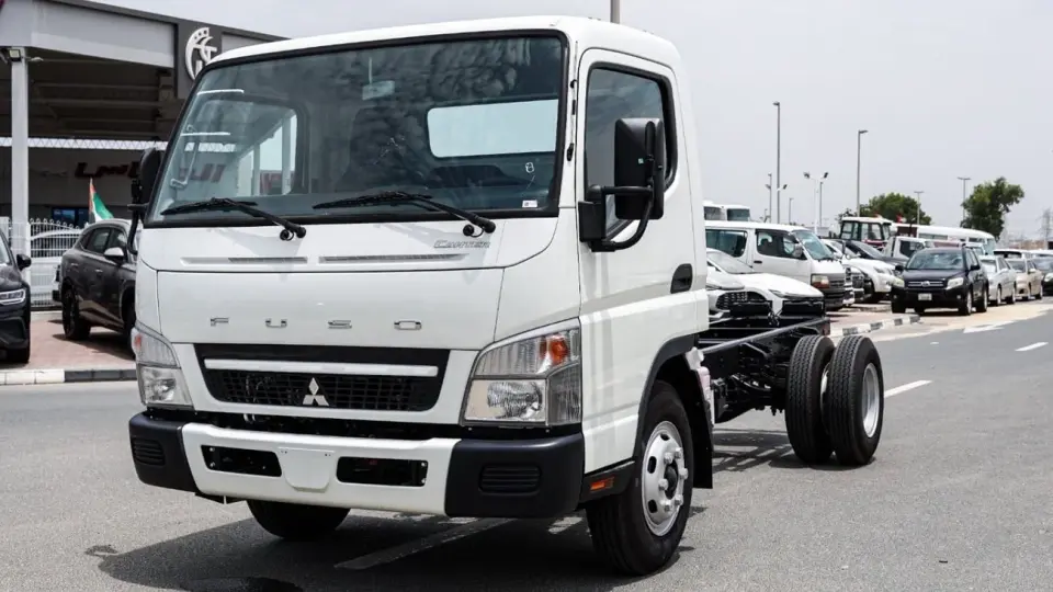 Mitsubishi Canter STANDARD 2026