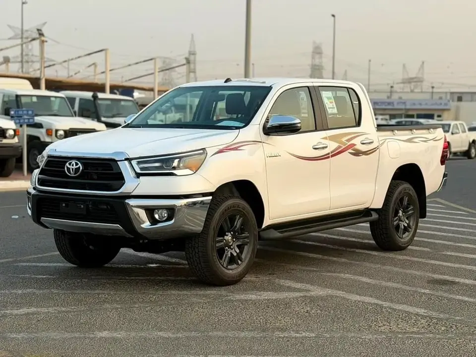 Toyota Hilux SR5 2026