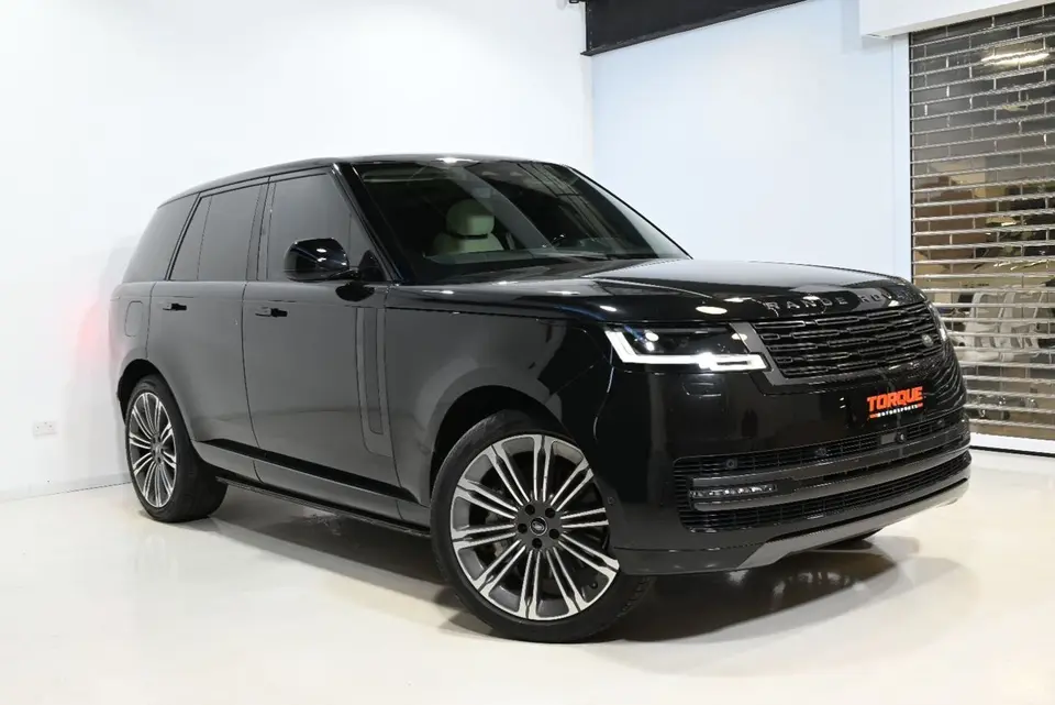 Land Rover Range Rover SE 2025
