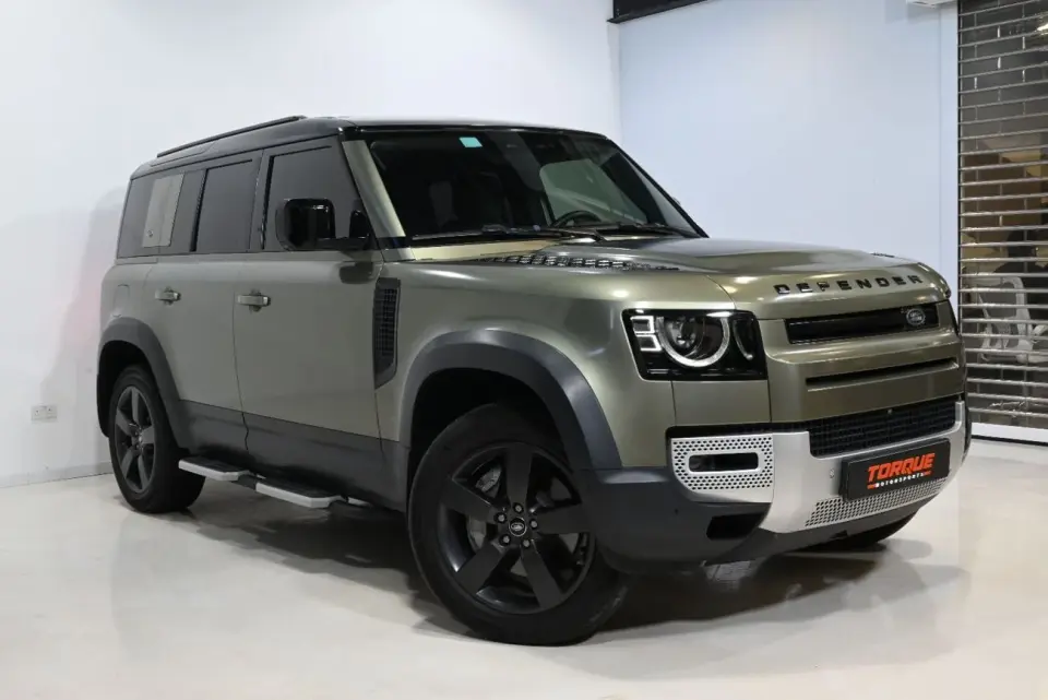Land Rover Defender 110 X-DYNAMIC HSE P400 2022