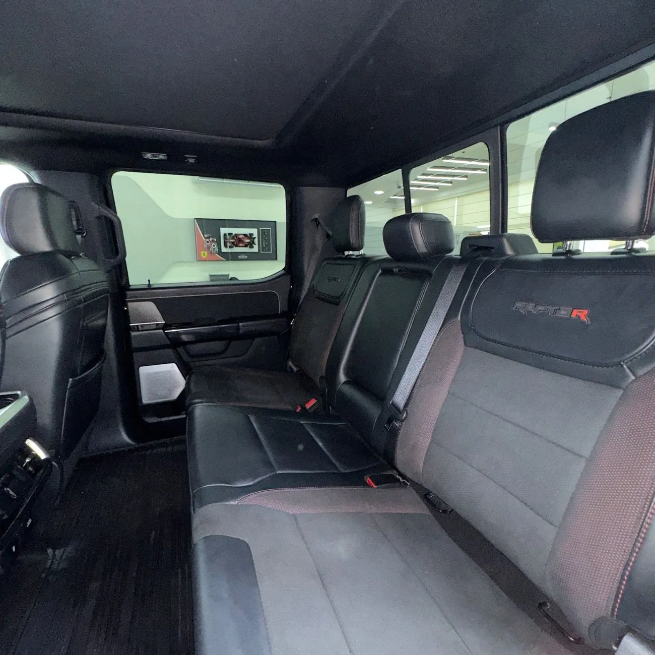 Ford F-150 RAPTOR R CREW 2025 — фото 20