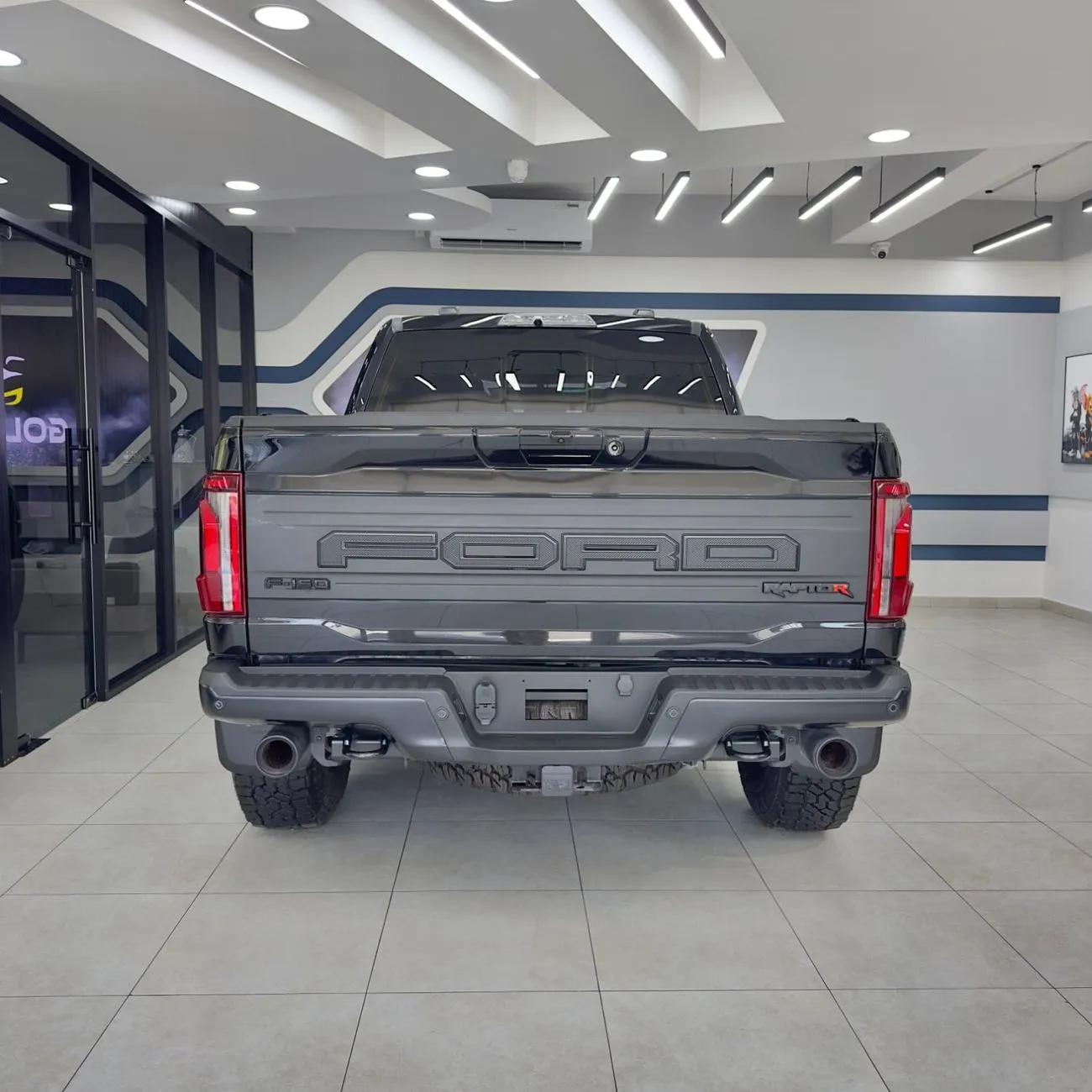 Ford F-150 RAPTOR R CREW 2025 — фото 5