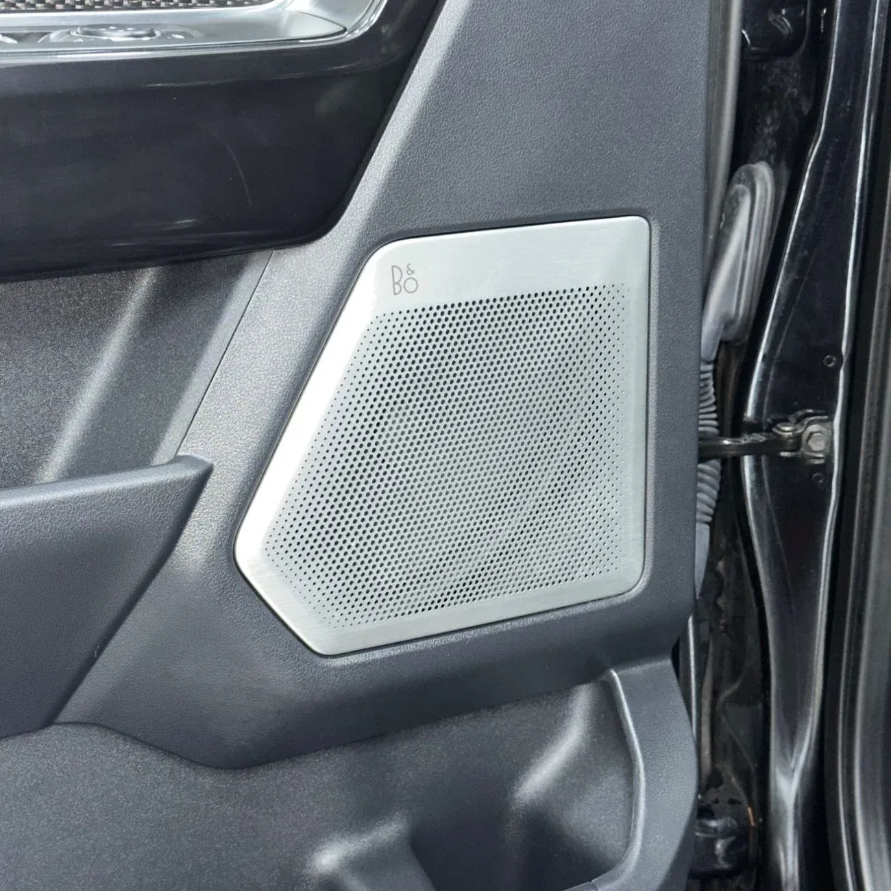 Ford F-150 RAPTOR R CREW 2025 — фото 9